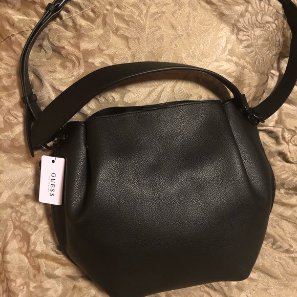 Guess bag - Picture 2 of 6